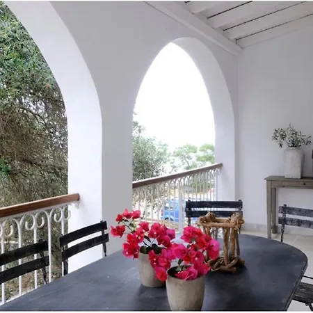 Anelina Paxos Residences *