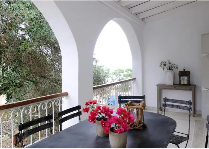 Anelina Paxos Residences *